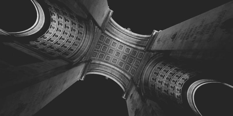 重塑邻里关系：基于区块链的5帮1时间银行如何构建可信互助服务与技能交换生态